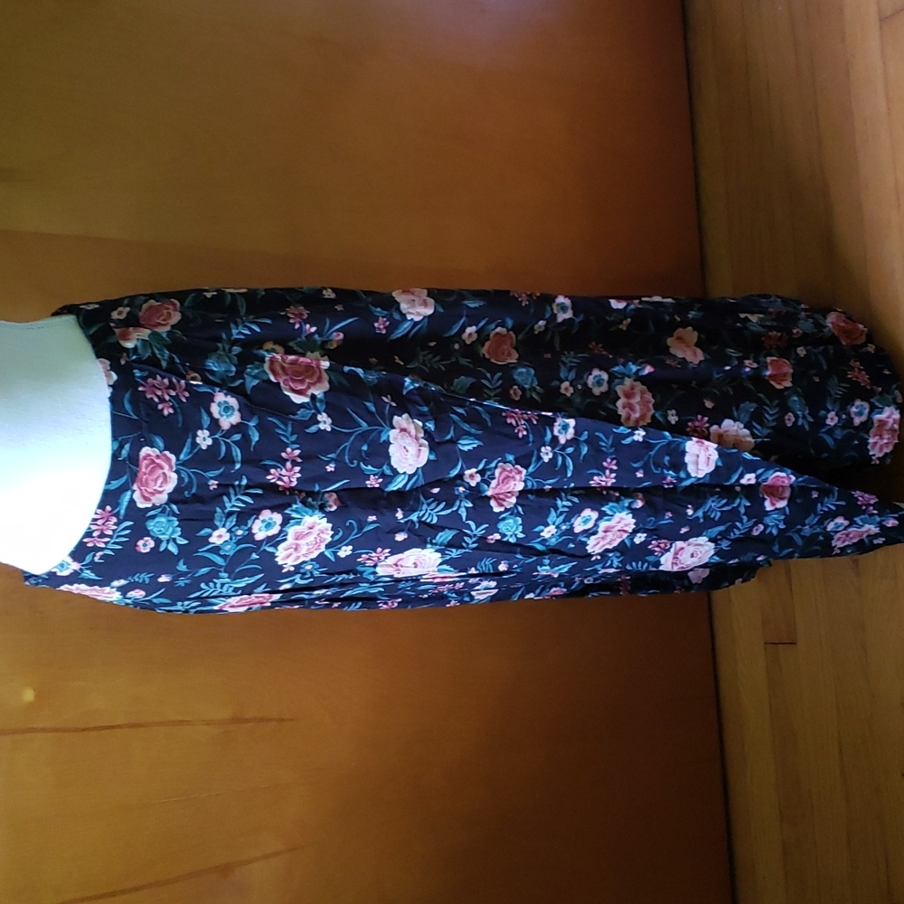 Forever 21 Floral Maxi Skirt